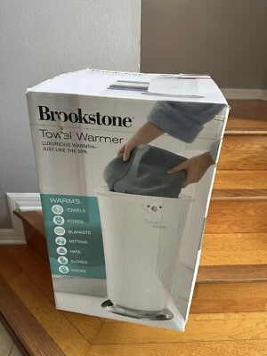 NUEVO en caja calentador de toallas Brookstone blanco de gran tamaño para toallas y batas grandes Foto 1 de 4