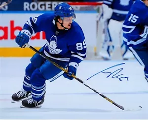 NICK ROBERTSON autographed SIGNED TORONTO MAPLE LEAFS 8X10 photo #2 - Picture 1 of 1