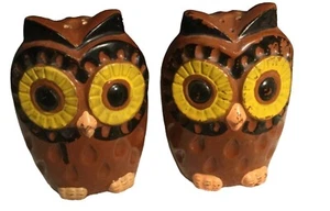 Owl Salt and Pepper Shaker Set- brown/ yellow Large 4.5 inches - Picture 1 of 6