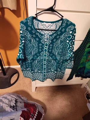 SUÉTER MUJER ISAAC MIZRAHI VERDE AZULADO BOTÓN DELANTERO A266057 NUEVO TALLA XL Foto 1 de 4