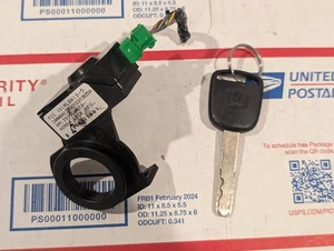 2002-2004 HONDA CR-V IGNITION IMMOBILIZER & KEY OEM - ecu CRV 02 03 04 - Picture 1 of 5
