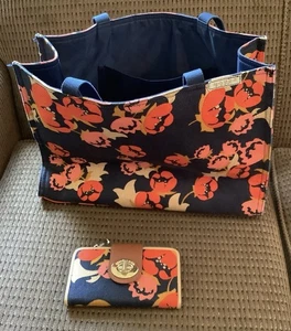 Bolso de Mano/Cartera Grande Mercado Spartina 449 Mary Lavinia Azul Marino Naranja Floral (120ia) - Imagen 1 de 13