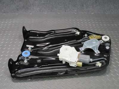 07-13 BMW E93 335i REGULADOR DE JANELA TRASEIRO DIREITO CONVERSÍVEL COM MOTOR FABRICANTE DE EQUIPAMENTO ORIGINAL - Imagem 1 de 4
