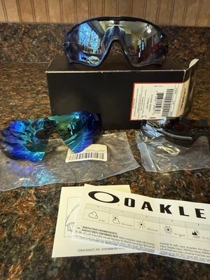 Oakley Jawbreaker Prizm Sunglasses Including Accessories 2 new extra lenses  - Image 1 of 4