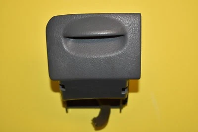 04 05 06 07 08 Cinzeiro Suzuki Forenza Painel Frontal OEM Cinza - Imagem 1 de 4