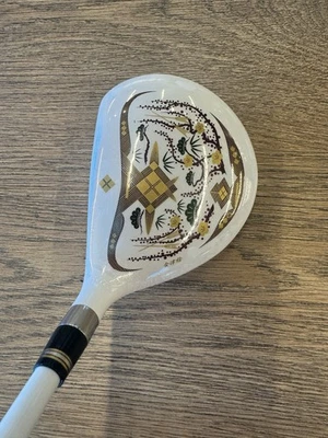 Honma BERES AIZU 08’ 2 estrellas #7 madera de calle damas Foto 1 de 4