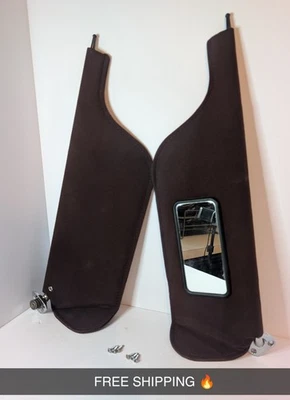 OEM ✅ 1985 Oldsmobile Delta 88 Sun Visor Set — Driver & Passenger — Maroon Foto 1 de 4