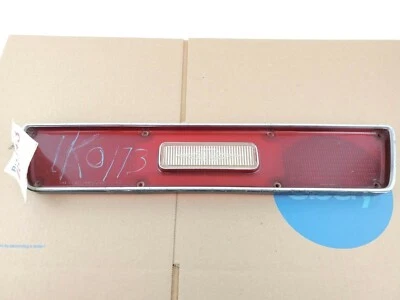 Luz trasera Dodge Coronet 1974-1975 usada sedán 4 puertas izquierda conductor 3728205 Foto 1 de 4