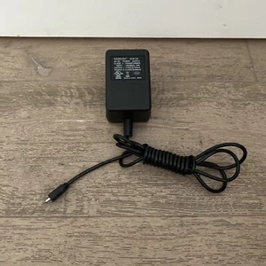 Soundcast DVW-120 AC Alimentatore Adattatore Caricabatterie Cavo Uscita 11V DC 700mA - Foto 1 di 5