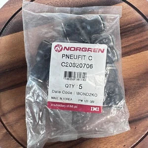 Norgren Pneufit C C20820706 Union Y (unequal), 1/2" tube O/D, 3/8" tube O/D QTY5 - Picture 1 of 3