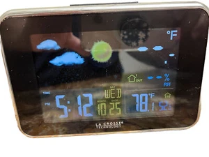 La Crosse Technologies Model# S98642 weather station/alarm clock - Picture 1 of 2