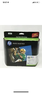 HP 02 Wielokolorowe oryginalne wkłady atramentowe i 150 arkuszy papieru fotograficznego Termin ważności: 09/12 - Zdjęcie 1 z 6