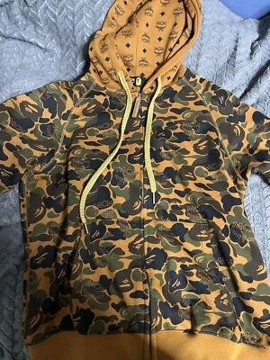 mcm bape 中号连帽衫 100% 正品附带每个标签! — 第 1/4 张图片
