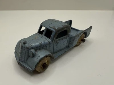 Camioneta Ford 1936 azul raro Tootsietoy ruedas de goma de preguerra Foto 1 de 4