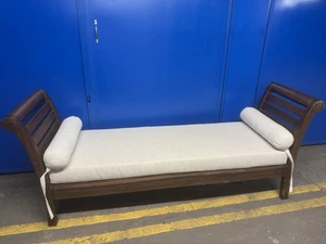 Modern Chaise Lounge With Pillows Couch Sofa - Picture 1 of 12