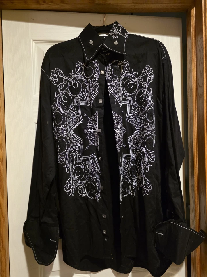 Camisa de plumón Angelino para hombre Y2K Western negra blanca bordada manga larga Foto 1 de 4