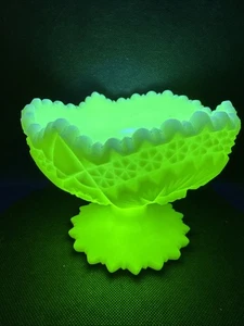 Fenton Satin Custard Uranium Glass Hobstar Pinwheel Pedestal Compote Candy Dish - Picture 1 of 13