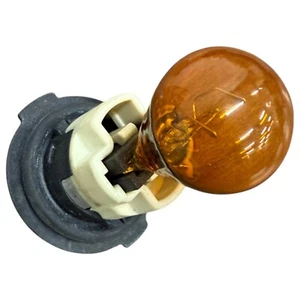 Mercedes-Benz OEM Front Turn Signal Bulb Socket Adapter 910-826-07-00 - Bild 1 von 5