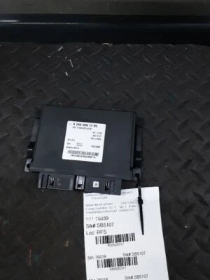 Mercedes Benz C300 2015-2016 módulo de transmisión: 2059007705 Foto 1 de 4