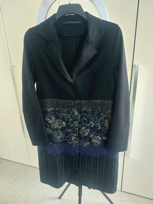 Abrigo extravagante ANNETTE GÖRTZ, negro, estampado floral y a rayas, EU 36, UK 8, EN MUY BUENA CONDICIÓN Foto 1 de 4