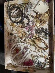Sparkly Jewelry Lot All Wearable 30+ Less Than $1.00 Each! Vintage To Now LL8 - Picture 1 of 13