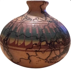 Navajo rot Pferdehaar Keramik Vase Indianer hergestellt Künstlerkarte enthalten - Bild 1 von 12