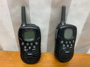 Uniden Set of 2 Compact 20 Channel Two-Way Radios Walkie Talkies TR622-2 - Picture 1 of 11