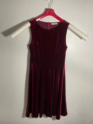 Vestido midi acampanado de terciopelo borgoña sin mangas Grace Karin Foto 1 de 3