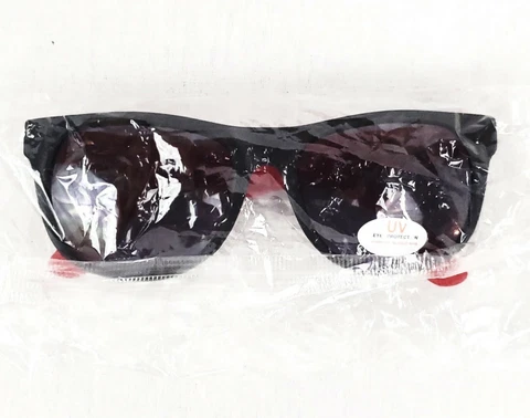 Georgia Bulldogs UGA Black/Red Wayfarer Style Sunglasses Promotional #AGDAWG NEW Cover