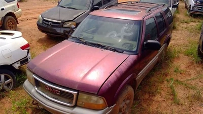 Chassis ECM Body Control BCM Center Dash Fits 98-00 BLAZER S10/JIMMY S15 236459 - Image 1 of 4