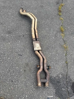 Tubo intermedio de escape OEM BMW E46 M3 01-06 Foto 1 de 4