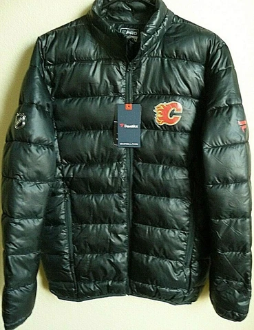 Men's Calgary Flames Hockey Full-Zip Puffer Jacket M NWT Cover