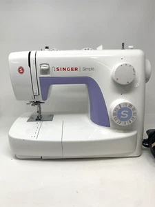 Singer Simple 3232 Sewing Machine with box - Picture 1 of 12