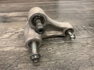 Suzuki 2006-09 GSXR600 GSXR750 OEM Rear Suspension Shock Absorber Cushion Lever - Picture 1 of 4