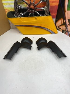 🔥15-20 Genuine Harley OEM Harley Road Glide Nacell Fairing🔥 - Image 1 of 4