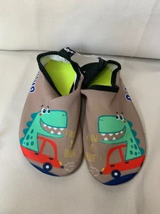 New Adorllya Boy's Size 11.5-12.5 30/31 Fabric Alligator in Car Water Shoes - Picture 1 of 6