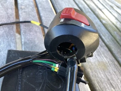 Interruptor de manillar vintage 1989-1990 Honda GB500 TT Trophy servicio de reacondicionamiento Foto 1 de 4