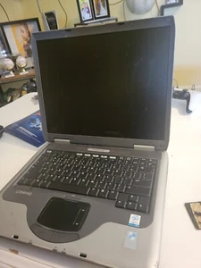 Compaq Presario 2200 Laptop Intel Celeron M 1.3GHz 1GB Ram No Power Cord As Is - Picture 1 of 4