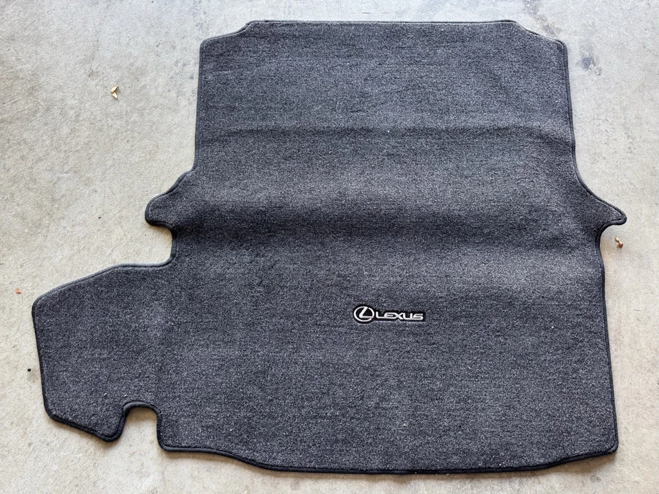 Alfombrilla negra para maletero trasero Lexus RC200t RC300 RC350 RC-F 2015-actual OEM Foto 1 de 1