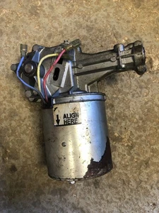 LandRover Defender - TDI Scheibenwischermotor vorne - gut funktionierendes Ersatzteil - Bild 1 von 4