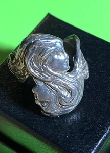 Artisan JKL Sterling Silver Art Nouveau Style Sculpted 2 Lady Faces Ring 5.5 - Picture 1 of 3