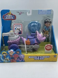 Dino Ranch Miguel and Tango’s Tow Rig Vehicle - New Play Set. - Foto 1 di 3
