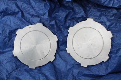 Pair 2004-2007 OEM GMC Sierra 1500 Yukon XL 1500 17"  Wheel Center Cap 9594521 - Image 1 of 3