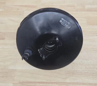1996-1999 BMW Z3 2.8L BRAKE BOOSTER OEM - Image 1 of 4