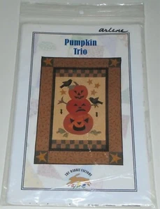 The Rabbit Factory Pumpkin Trio Quilt Pattern 29" x 41"/73.66cm x 104.14cm Uncut - Picture 1 of 4