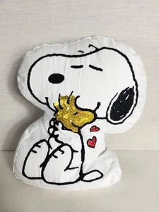 Pottery Barn PEANUTS Snoopy Hugging Woodstock Love Pillow 2015 White 12"× 10" #A - Picture 1 of 10