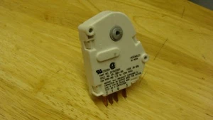 Frigidaire # FFHT1725PS2 Defrost Timer # 215846604 also Kenmore # 25331113308 - Picture 1 of 5
