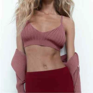 Zara Rippstrick weinrot Bralette Crop Top Größe Small - Bild 1 von 9