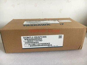 1pcs YASKAWA Servo Motor SGM7J-02AFC6S - Picture 1 of 1