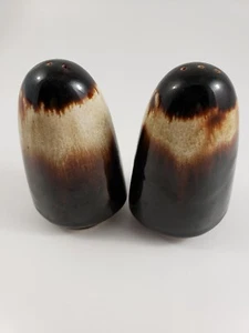 Vintage  Pfaltzgraff  Salt and Pepper Shakers Brown Drip Glaze Art Pottery - Picture 1 of 7
